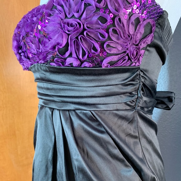 Prom/Formal Dress - Picture 3 of 4